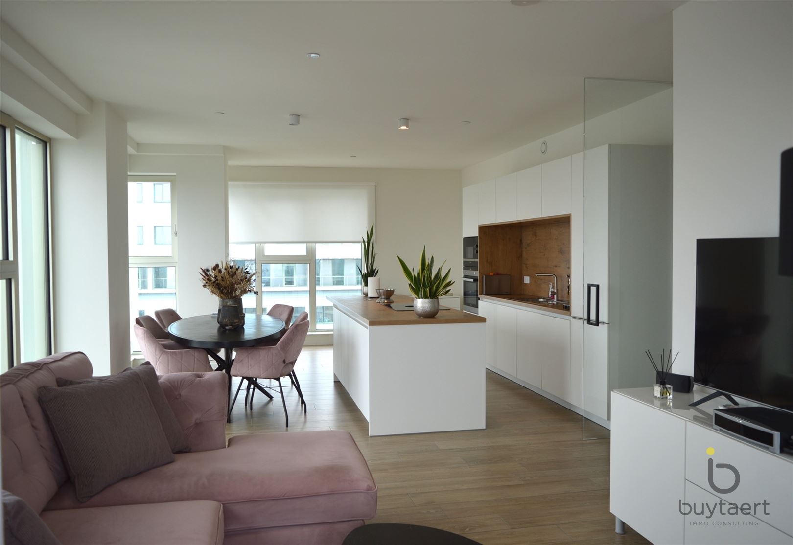 Appartement à louer à Anvers avec 3 chambres - photo 1