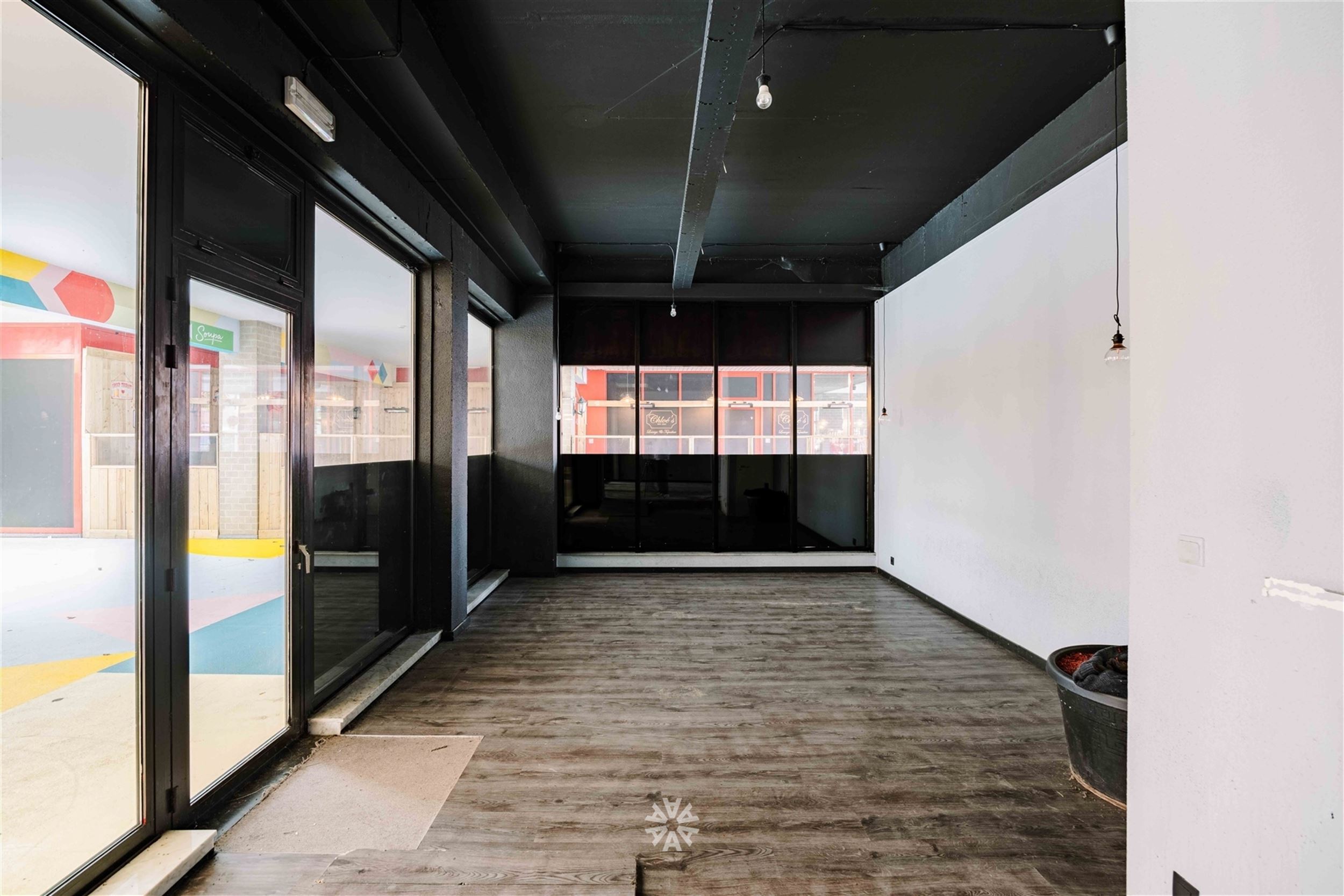 DEINZE CENTRUM - Riant handelspand op toplocatie in Deinze - foto 5