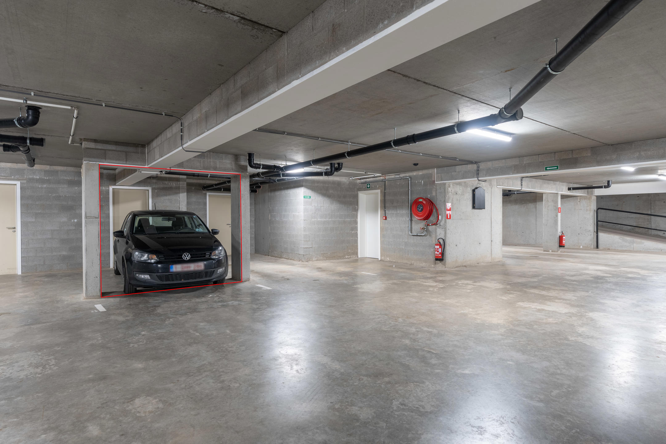 Ondergrondse staanplaats met berging te Poederlee - foto 1