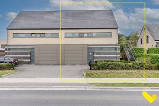 Ruime instapklare woning met volledige studio.Op wandel-/fietsafstand van de Rauwse Meren, vinden we deze ruime en instapklare woning die gebouwd...