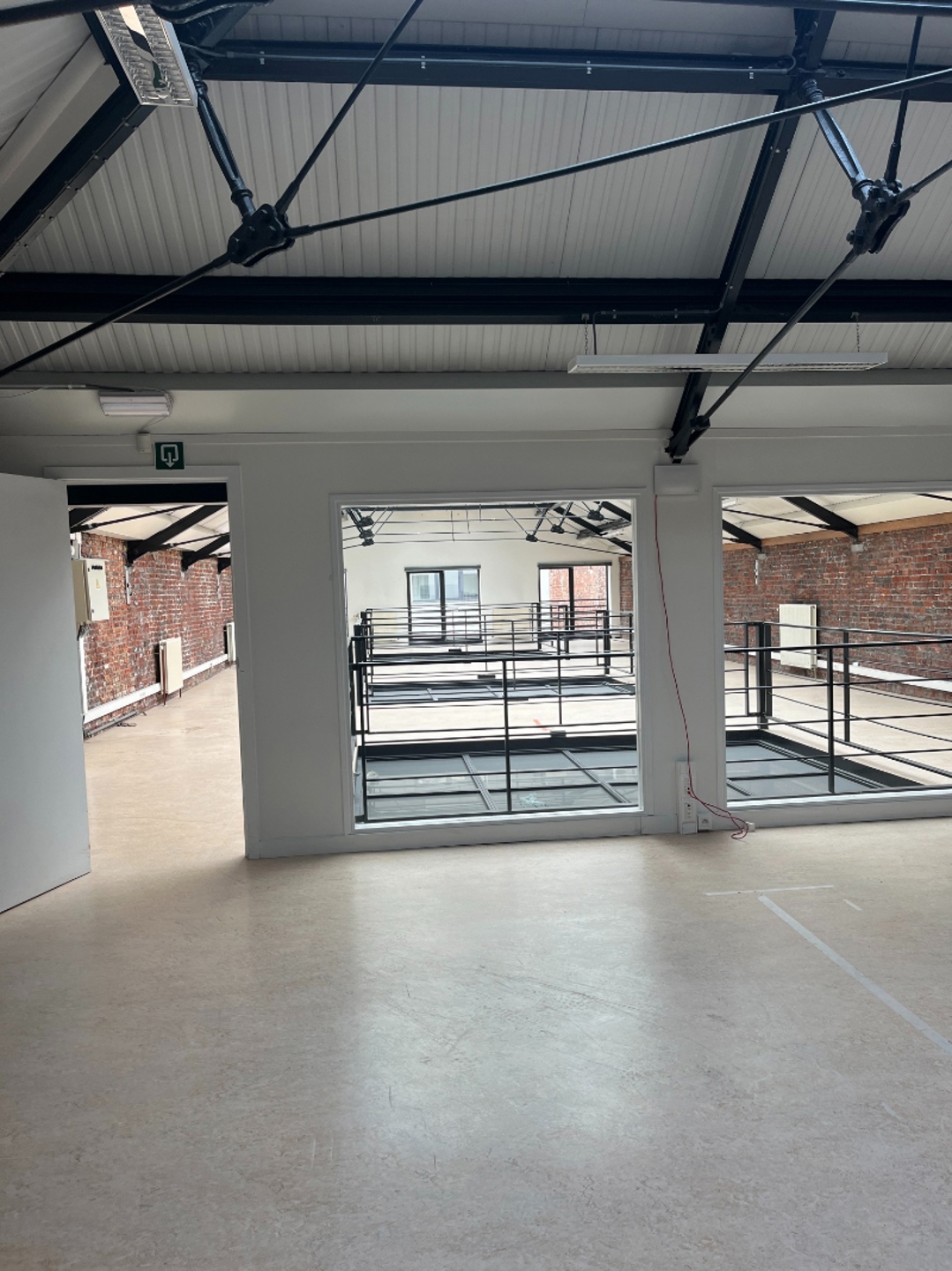 Offices for rent - Zavel/Marollen wijk - foto 5