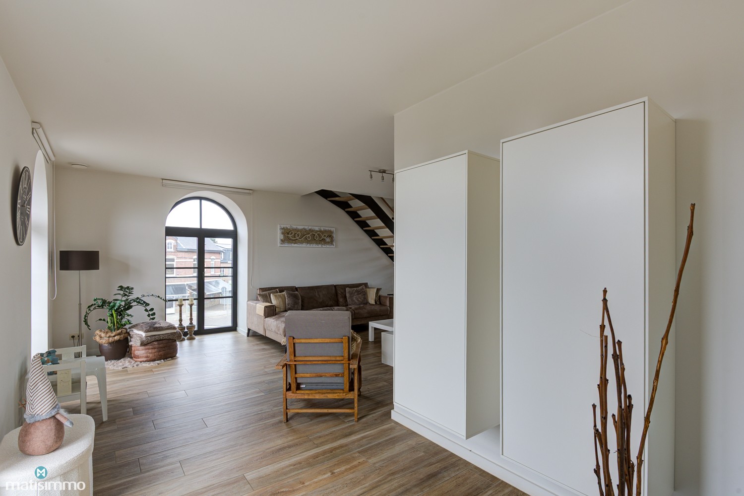 RIANT, INSTAPKLAAR DUPLEXAPPARTEMENT MET 2 SLAAPKAMERS EN 2 AUTOSTAANPLAATSEN IN MOELINGEN - foto 4