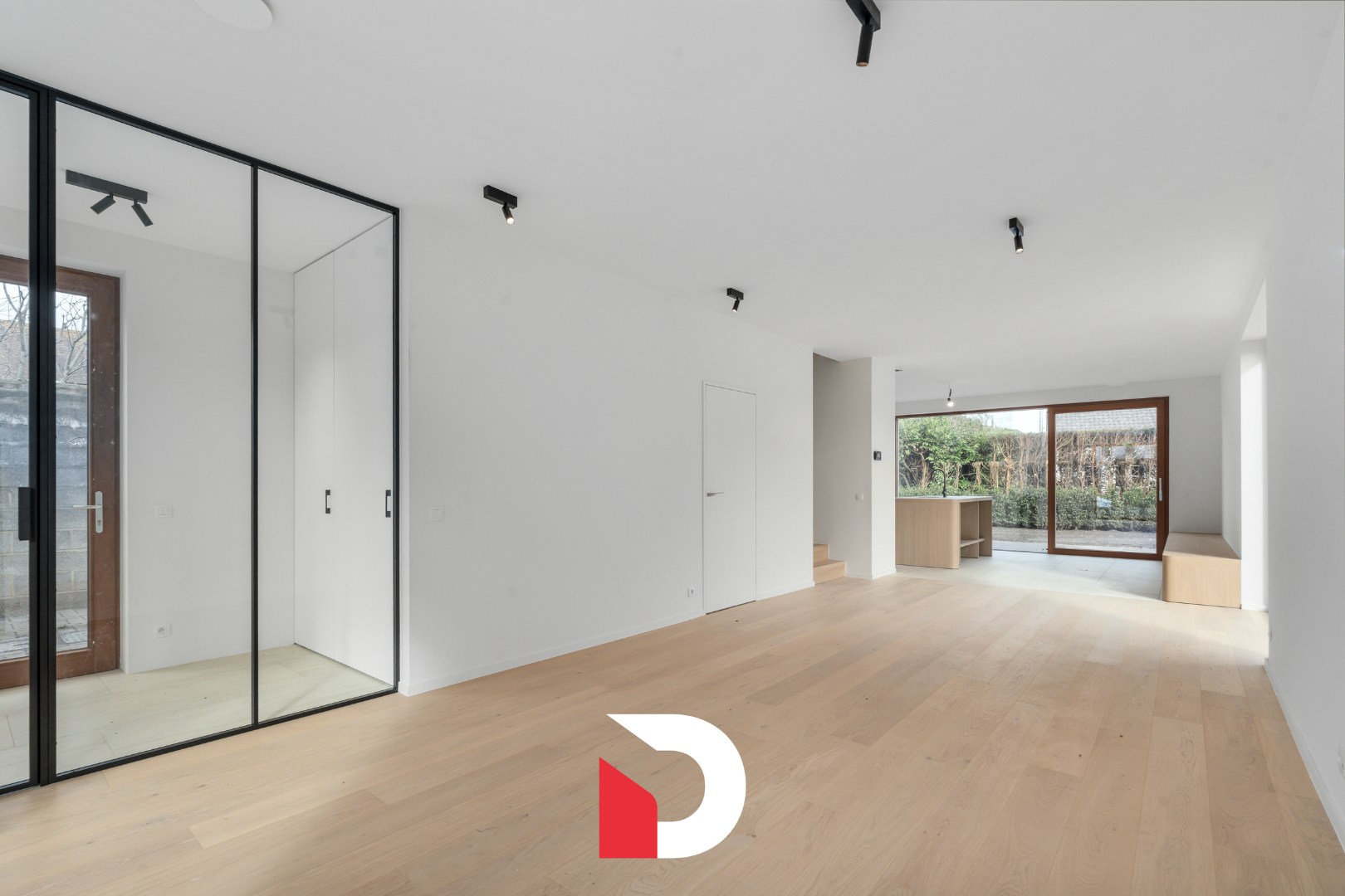 Vrijstaande villa in centrum Brugge in een oase van groen. - foto 2