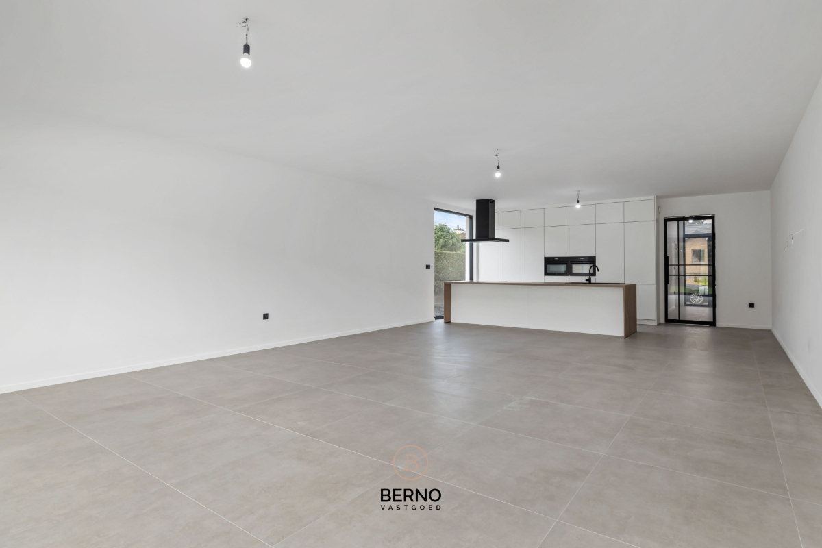 Nieuwbouwwoning met zuidwestgerichte tuin - foto 3