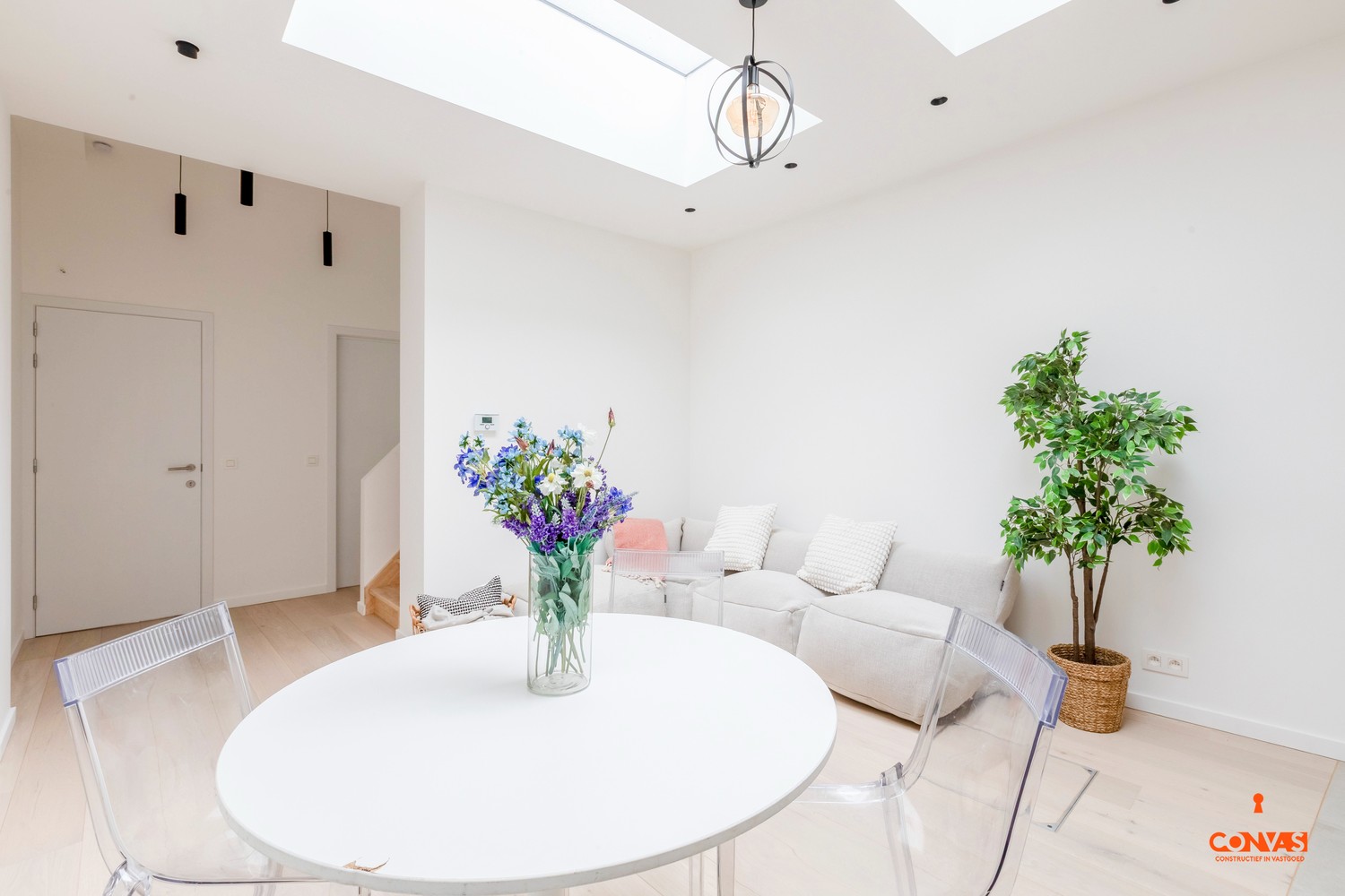 Volledig gerenoveerde starterswoning met twee slaapkamers - photo 4