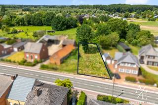 Deze exclusieve eigendom wordt u te koop aangeboden door Access Estate. Maak jouw afspraak via sms of WhatsApp door te sturen naar via 0475 92 30 35.<br /><br />Gelegen tussen Wetteren en Schellebelle, op wandelafstand van de Schelde en provinciaal domein Den Blakken, combineert deze locatie een connectie met de natuur. Een zeldzame kans om te bouwen in een landelijk karakter met zicht op bos.<br /><br />Bouwvoorschriften beschikbaar bij contact - (GABARIT = buur rechts)<br /><br />Laat deze unieke opportuniteit niet aan u voorbijgaan. <br />Neem vandaag nog contact met ons op – wij begeleiden u graag!<br /><br />📞 Afspraak via sms of WhatsApp: 0475 92 30 35