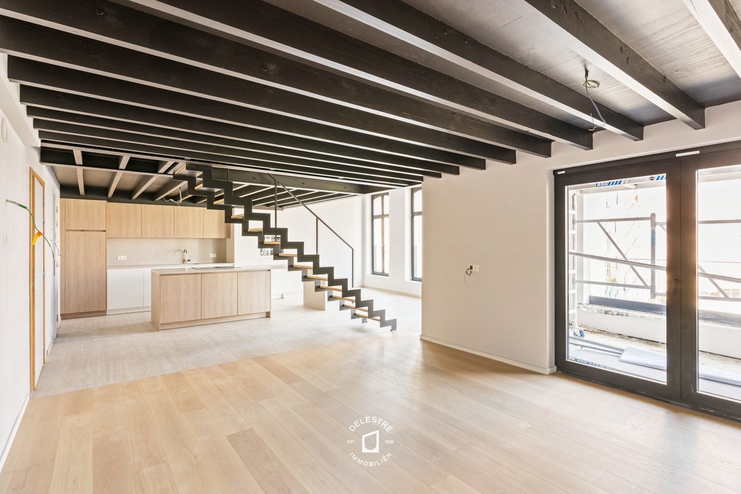 Exclusieve quasi-nieuwbouw 130 m² met privatieve lift en panoramisch uitzicht op de Grote Markt - foto 4
