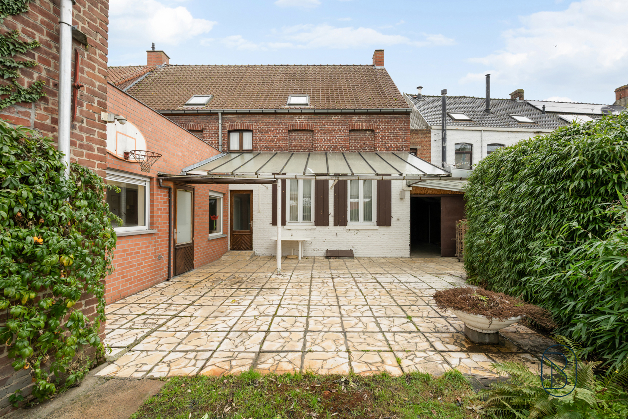 Veelzijdig handelspand met ruime woning in Deerlijk - foto 4