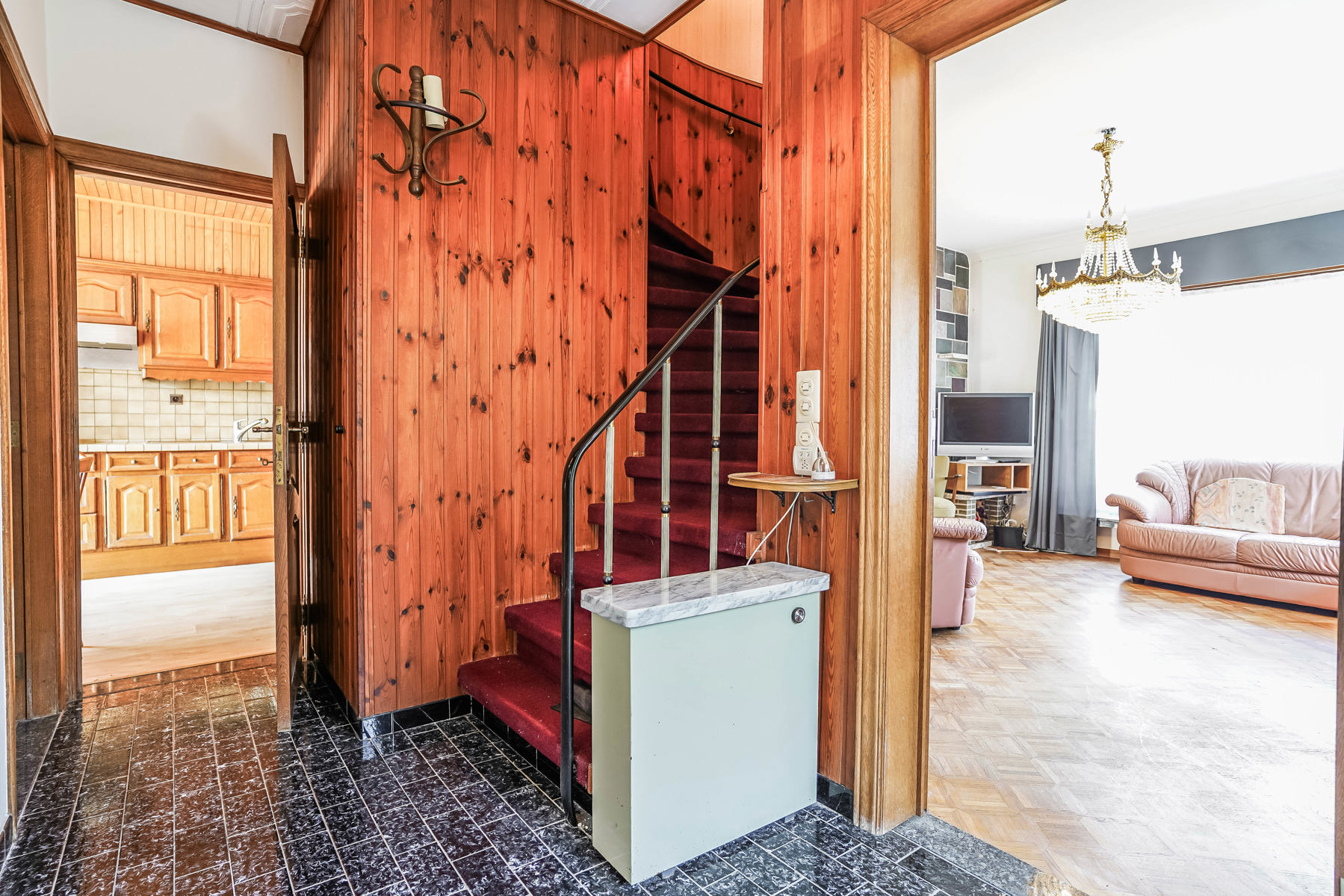 Uitstekend gelegen, te renoveren halfopen bebouwing met prachtige tuin te Londerzeel - foto 5