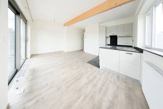 WATERLOO, just a stone’s throw from the Mont-Saint-Jean neighbourhood and within easy reach of shops, schools and transport links, discover...