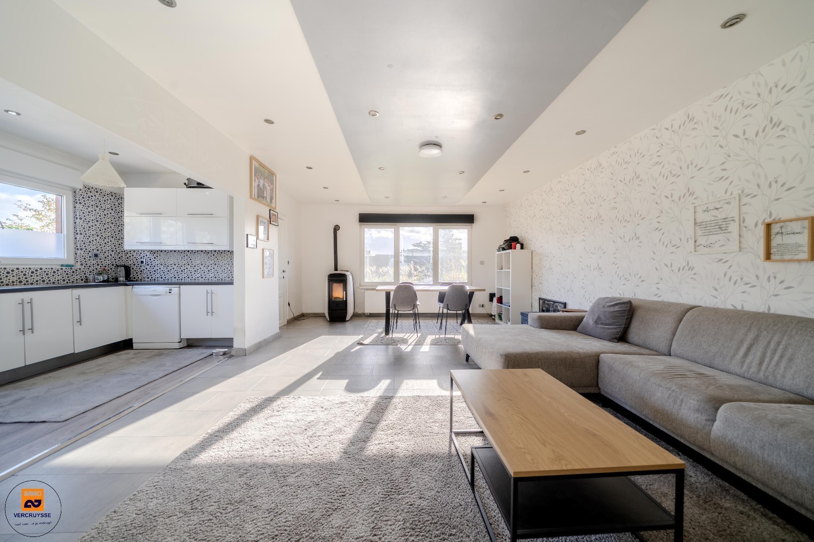 Instapklare bungalow in rustige woonwijk mét ruime tuin te Lievegem - foto 5