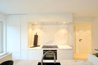 Zeer degelijk hoekappartement gelegen vlakbij de Lippenslaan, het Rubensplein en de stranden van Knokke. Het appartement bevindt zich op de...