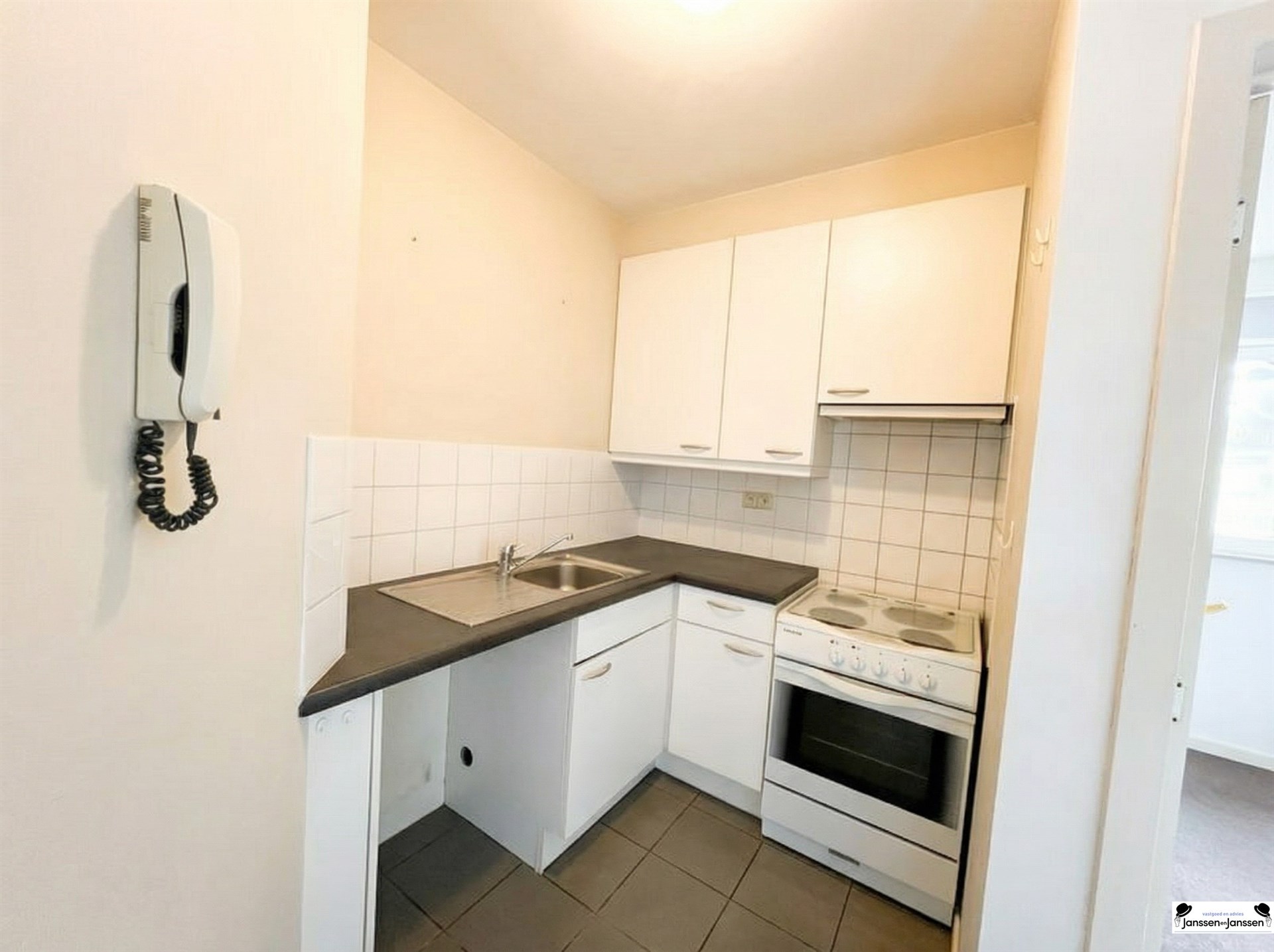 app. sous toit - photo 5