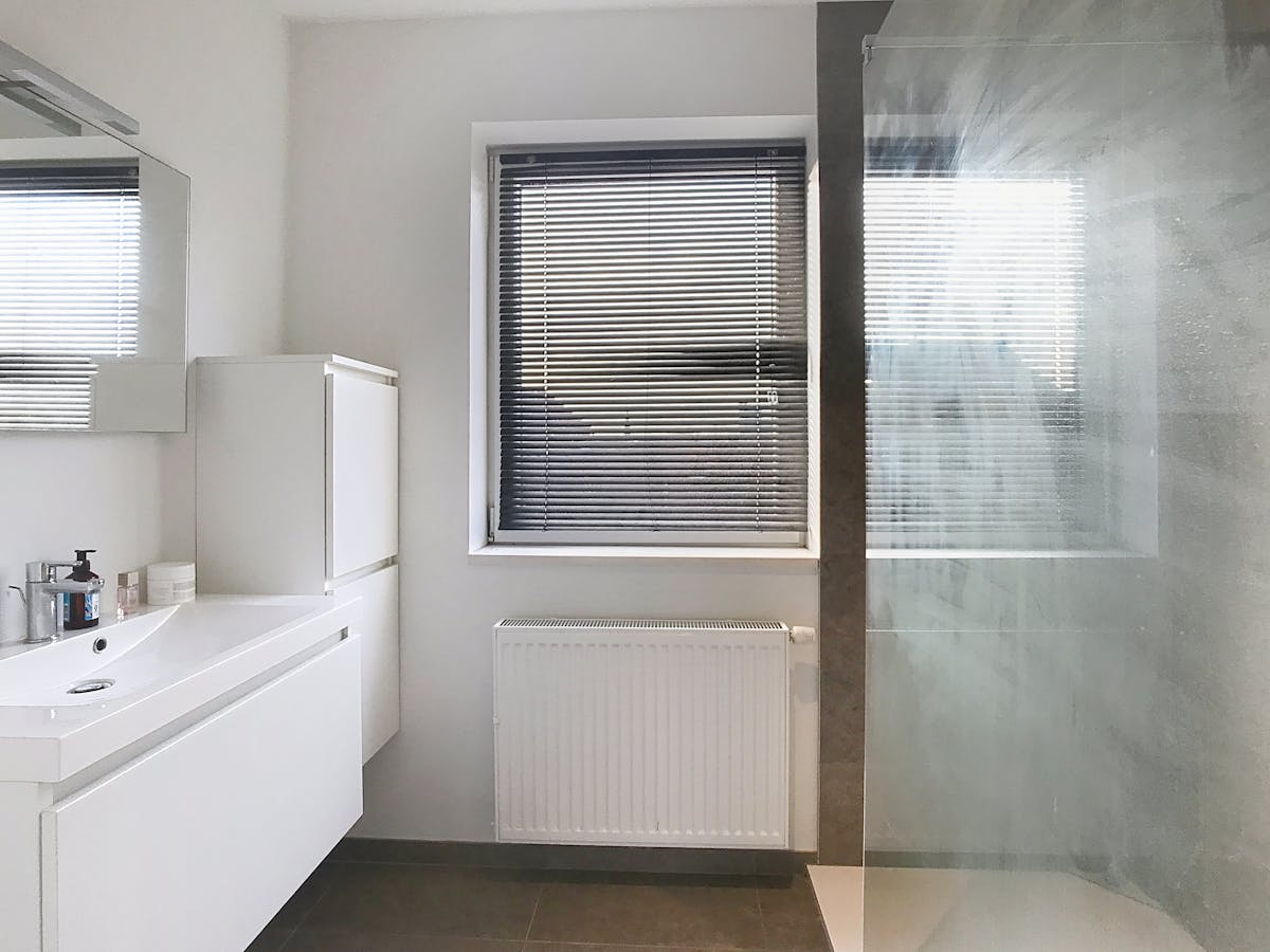 Appartement met 2 slaapkamers en terras te Izegem. - foto 4