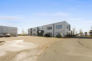 Bureaux de 464 m² à vendre dans le Sphere Business Park (Z.3 Doornveld) à Asse, au sein d’un parc d’affaires reconnu pour son...