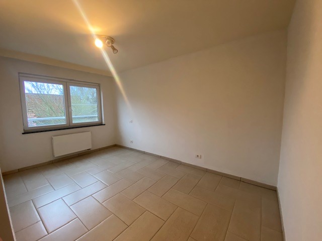 Dit instapklaar en lichtrijk appartement van 82m² biedt alle - foto 4