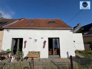 OPENHUISDAG DINSDAG 12/8 OP AFSPRAAK ( VOLZET )Vraagprijs 225.000 euroGezellige, energiezuinige woning met 2 slaapkamers en tuin.De woning is gelegen...