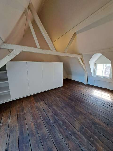 Gerenoveerde woning met terras te huur in Brugge - photo 5