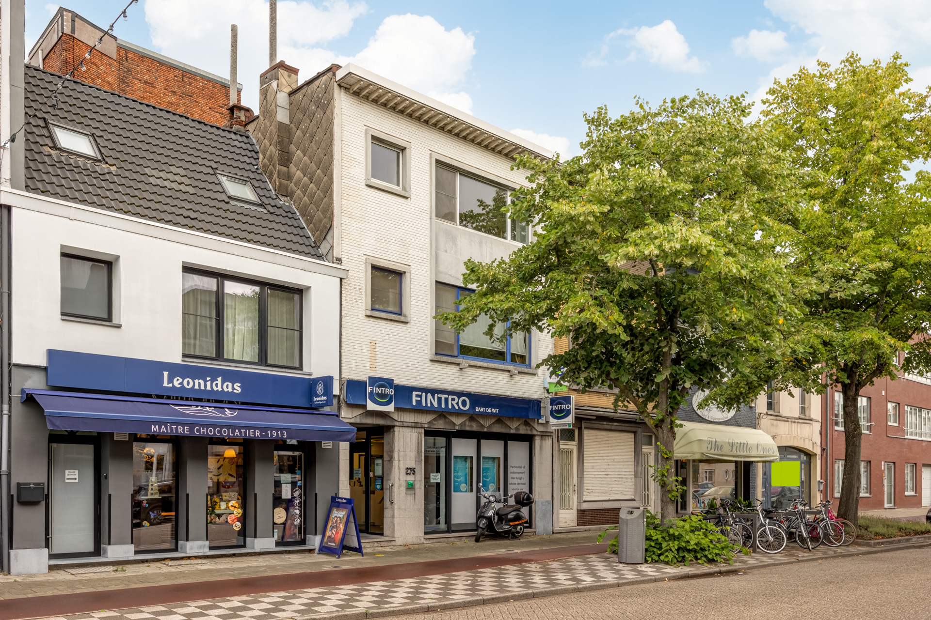 Handelshuis met duplexappartement te koop in hartje Wilrijk! - foto 2