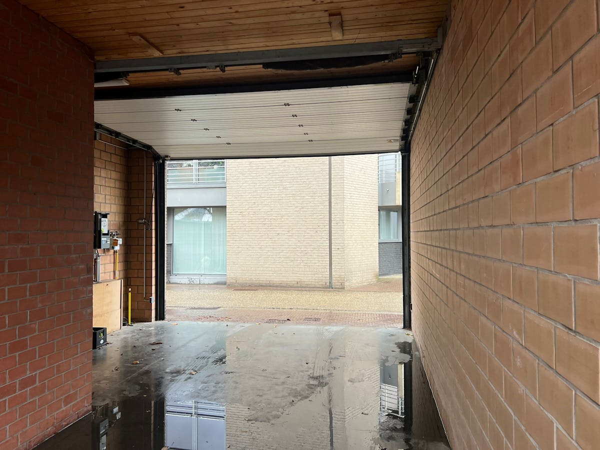 Warehouse of approximately 140 m² for rent in Meulebeke - photo 5