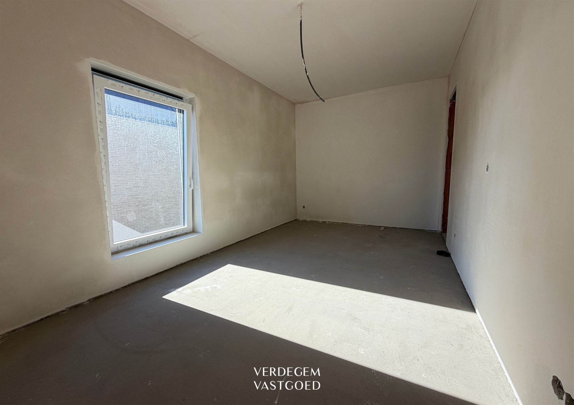 Knappe nieuwbouwwoning met 3 slaapkamers, inpandige garage op zonnig perceel van 371m² - foto 5