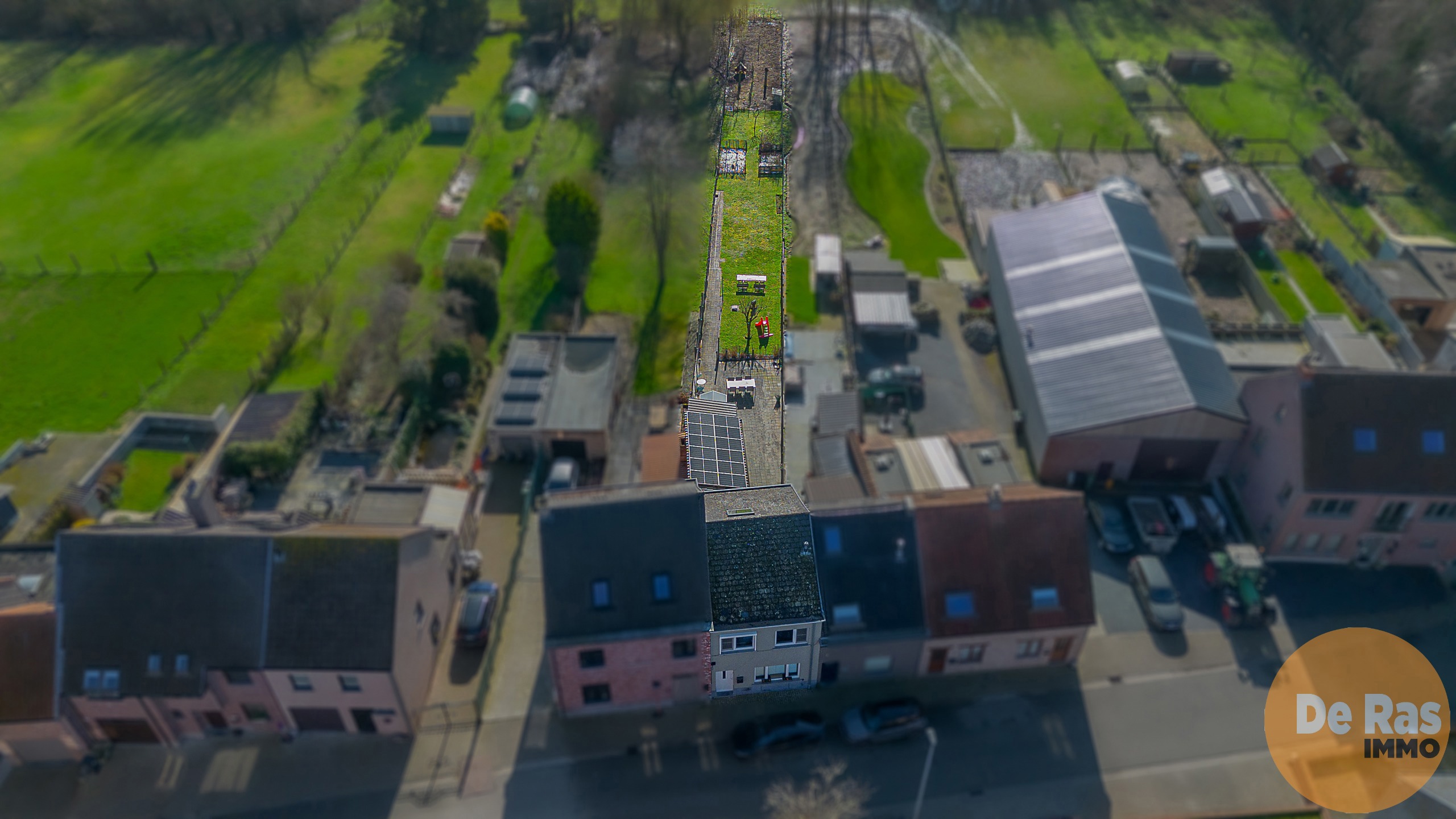 ZOTTEGEM - Gesloten bebouwing met tuin en energietechnieken - foto 2