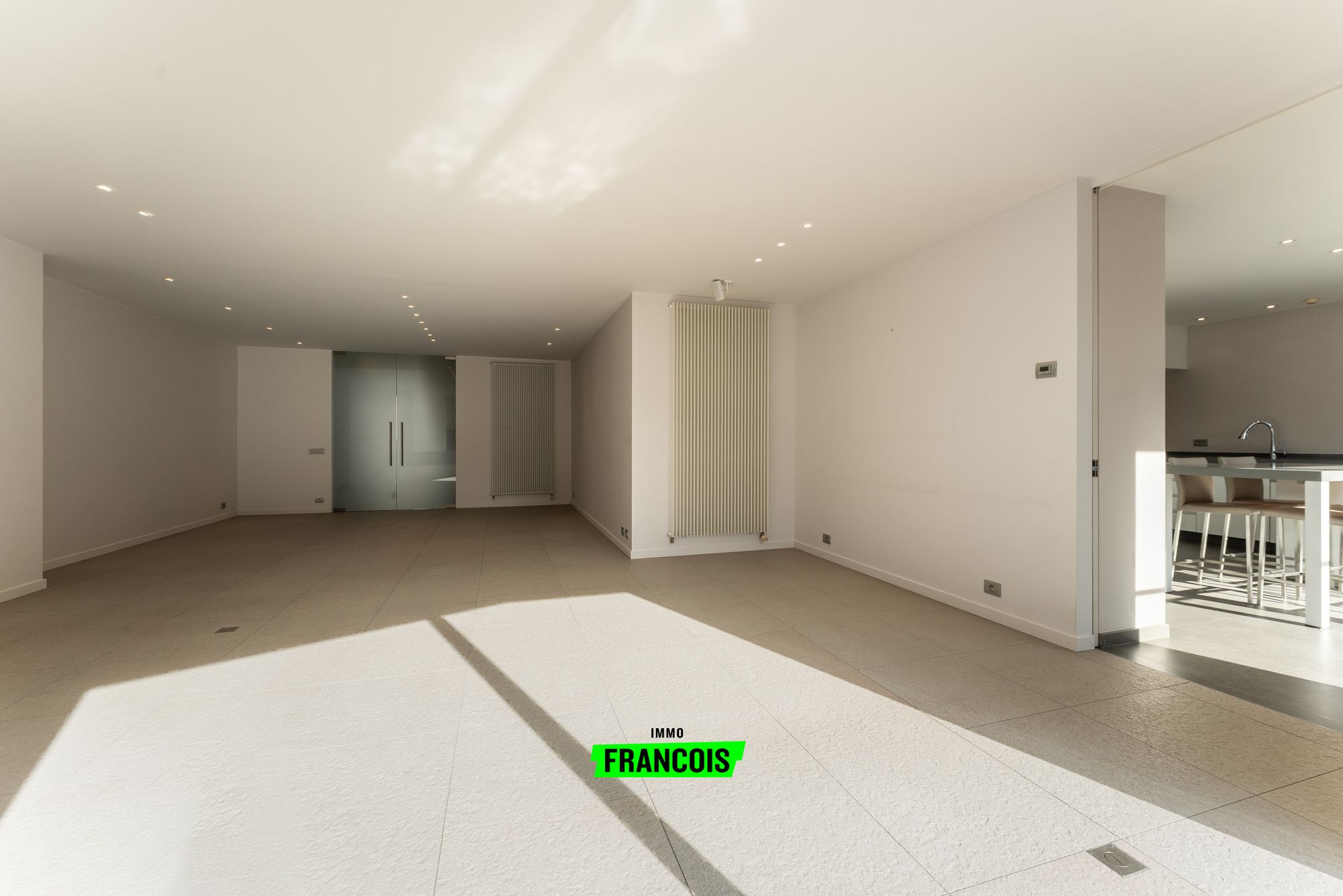 Karaktervol pand met woon- en werkfunctie in het centrum van Zwevezele - foto 4