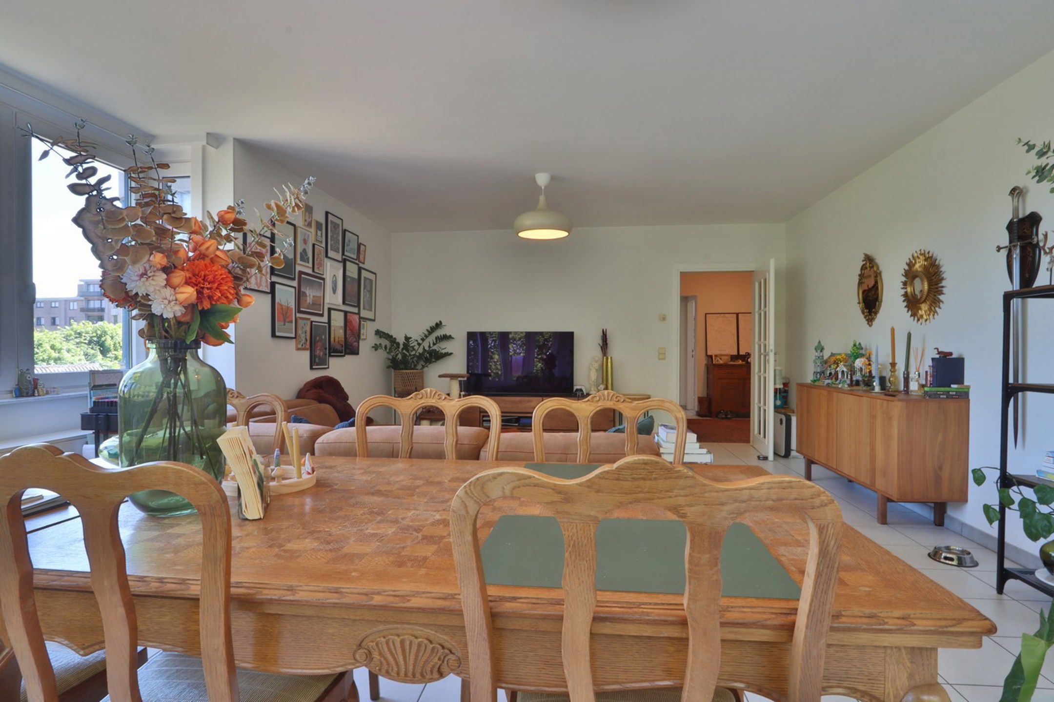 Ruim en licht appartement met garagebox in centrum Beveren! - foto 4