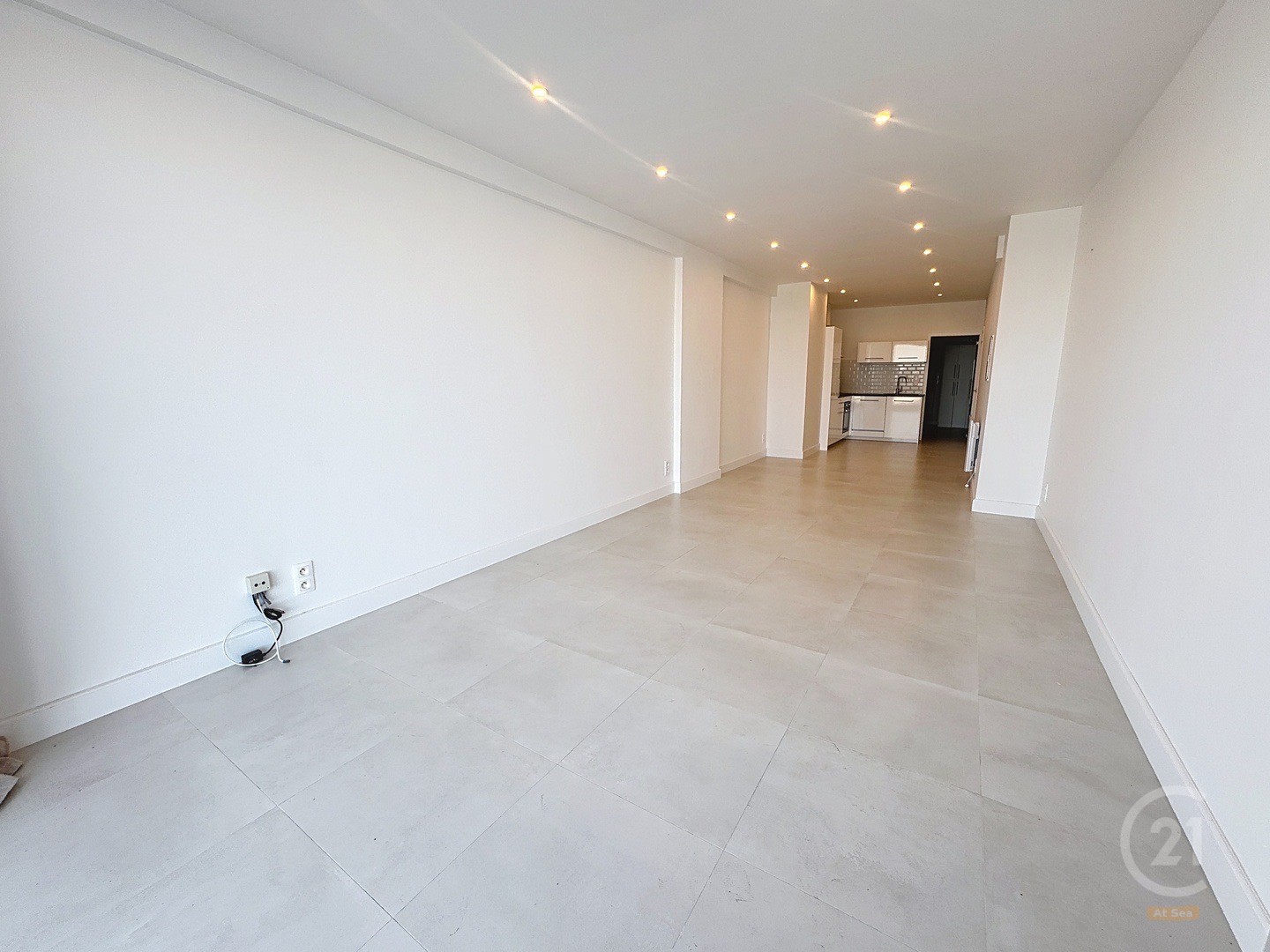 Appartement entièrement rénové au rez-de-chaussée sur le front de mer à Westende - photo 4