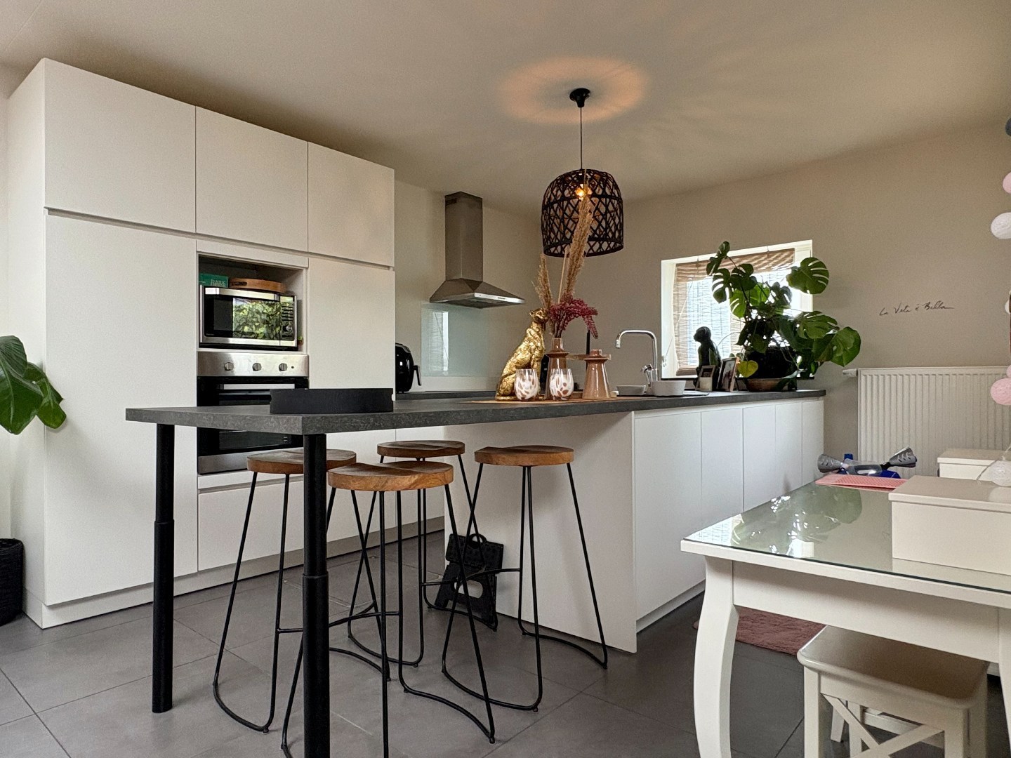 Gerenoveerde woning met 3 slaapkamers, EPC B, conforme elektriciteit in Wevelgem - foto 3