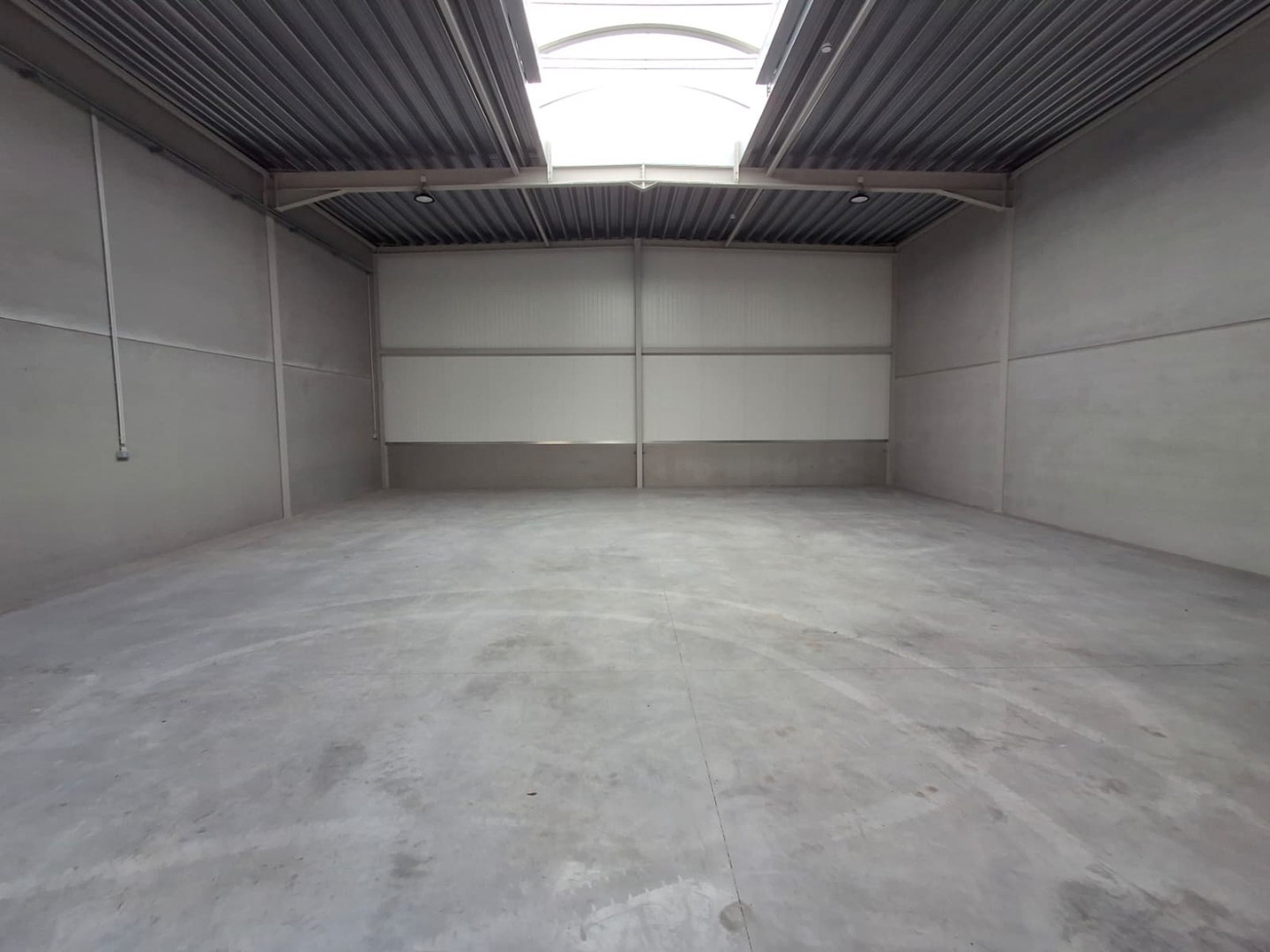 NIEUWBOUW KMO-UNIT VAN CA. 174 M² TE AARSELE - foto 2