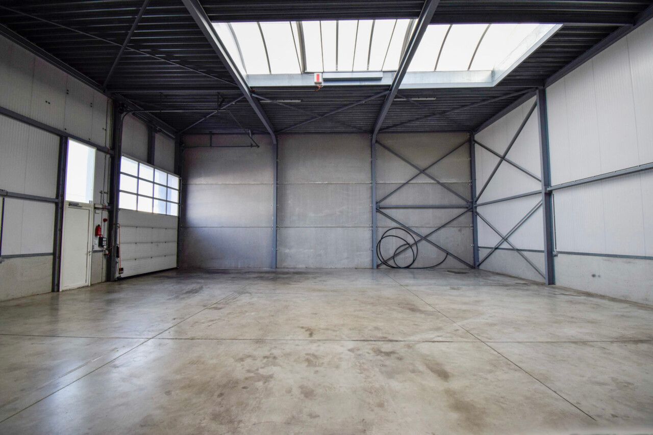 Instapklare KMO-Unit van 225 m² in Houthalen-Helchteren - foto 4