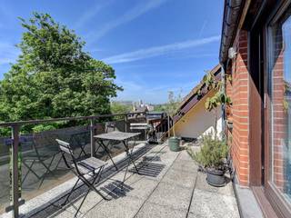 Optimaal gelegen appartement – Sint-Lambrechts-Woluwe. Rustig en groen, nabij Metro Roodebeek en Vandervelde, supermarkten en Woluwe Shopping...