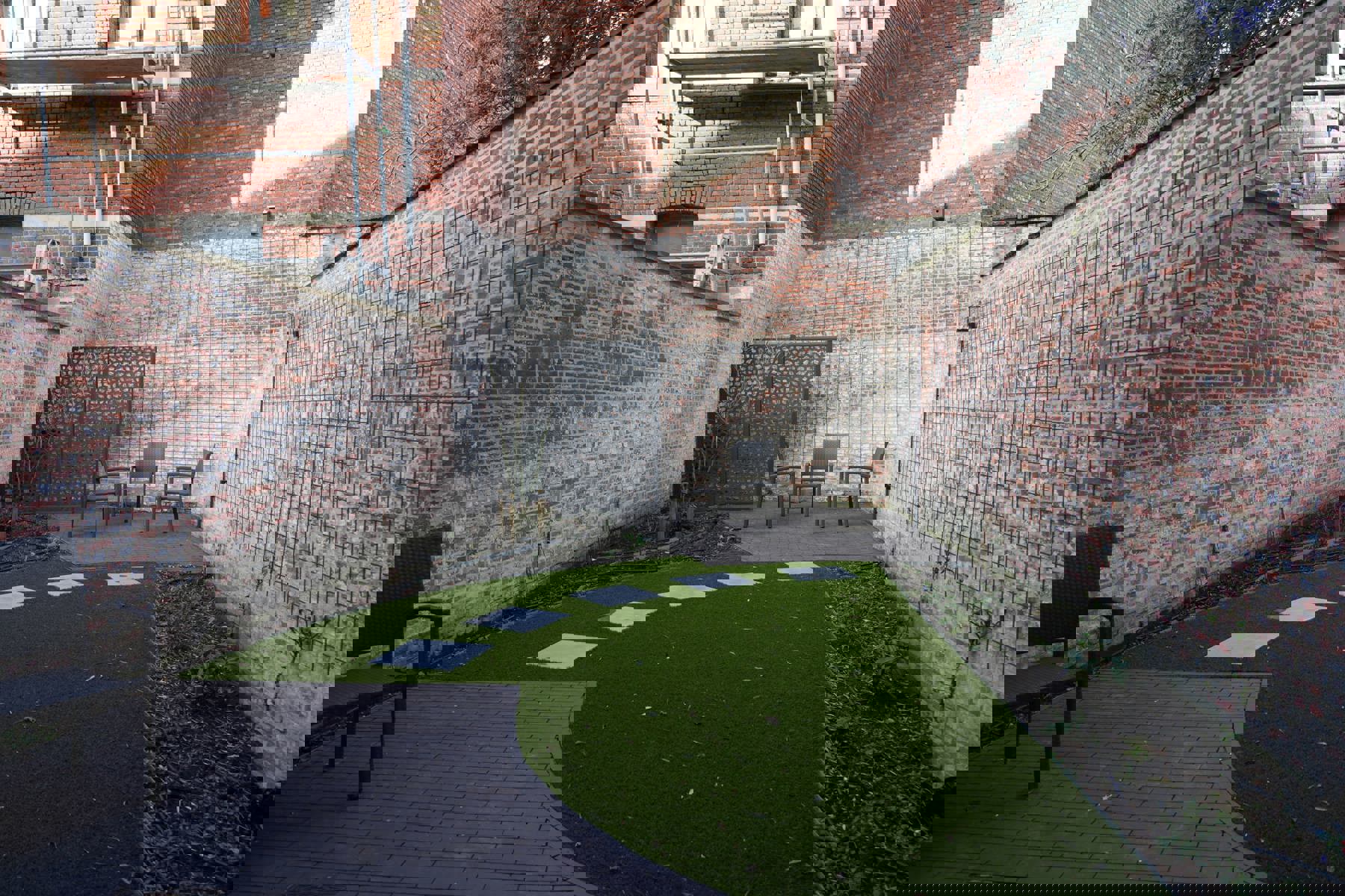 Gerenoveerd 1 SLK-gelijkvloersappartement met stadstuin - foto 5