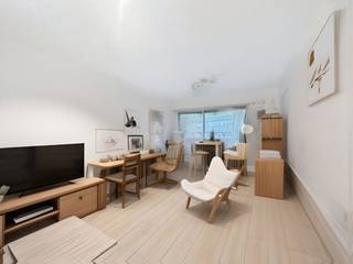 ✨ STUDIO TE KOOP – BRUSSEL CENTRUM | RENDABELE INVESTERING ✨📍 Avenue de l’Héliport 32, 1000 Brussel – 6ᵉ verdieping met lift, in het hart van de...