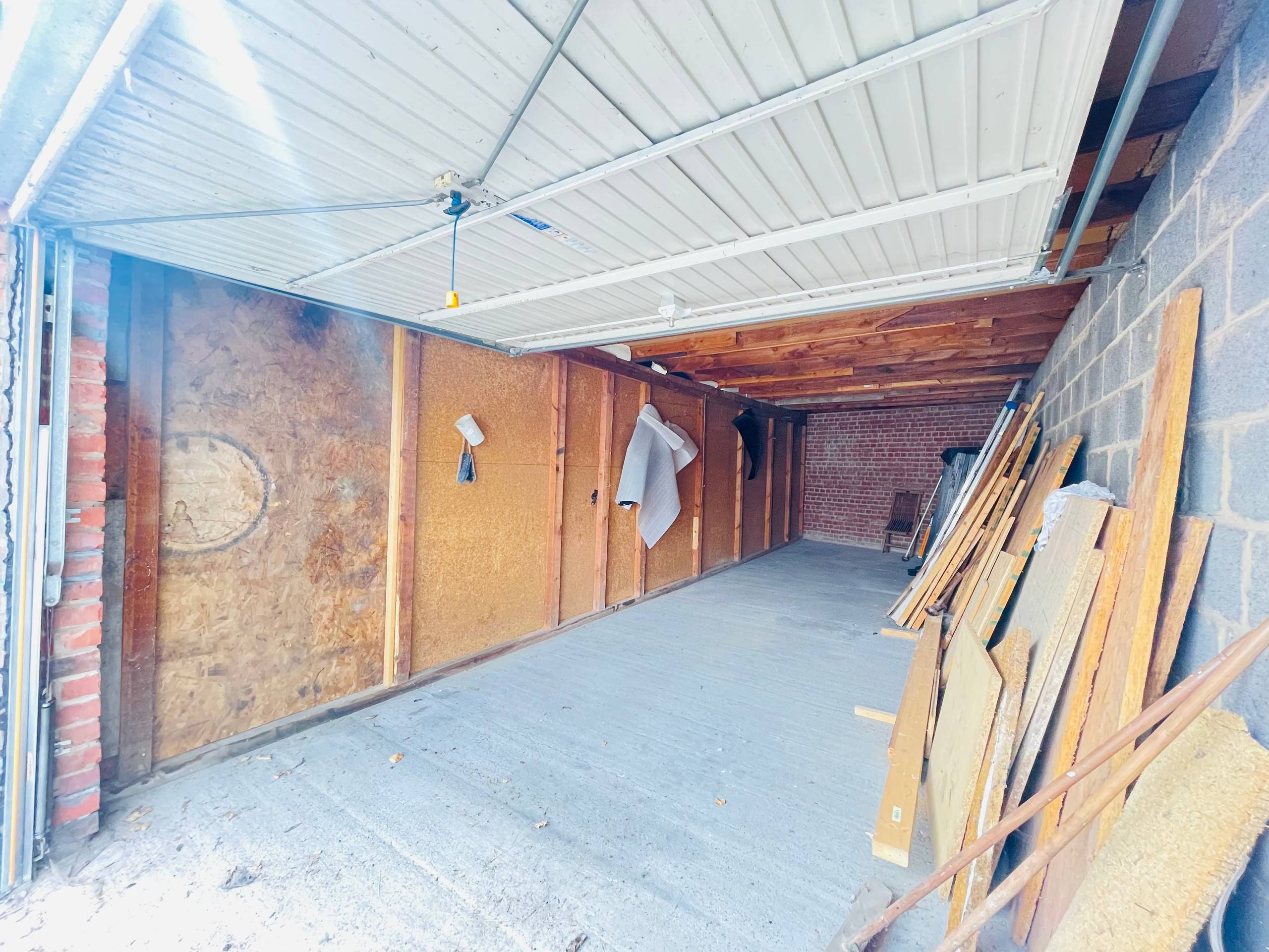 Menen: ruime garage te koop nabij het centrum - foto 2