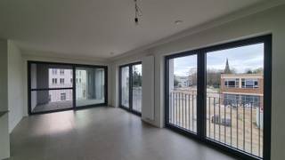 In het gloednieuwe project Stadsterras, in centrum Mortsel, aan het park gelegen, vinden we dit volledig instapklare appartement.Het appartement werd...