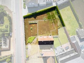 Ontdek deze prachtige grond voor een open bebouwing met een perceeloppervlakte van 709m² in Zulte .De ligging van de grond is ideaal voor wie houdt...