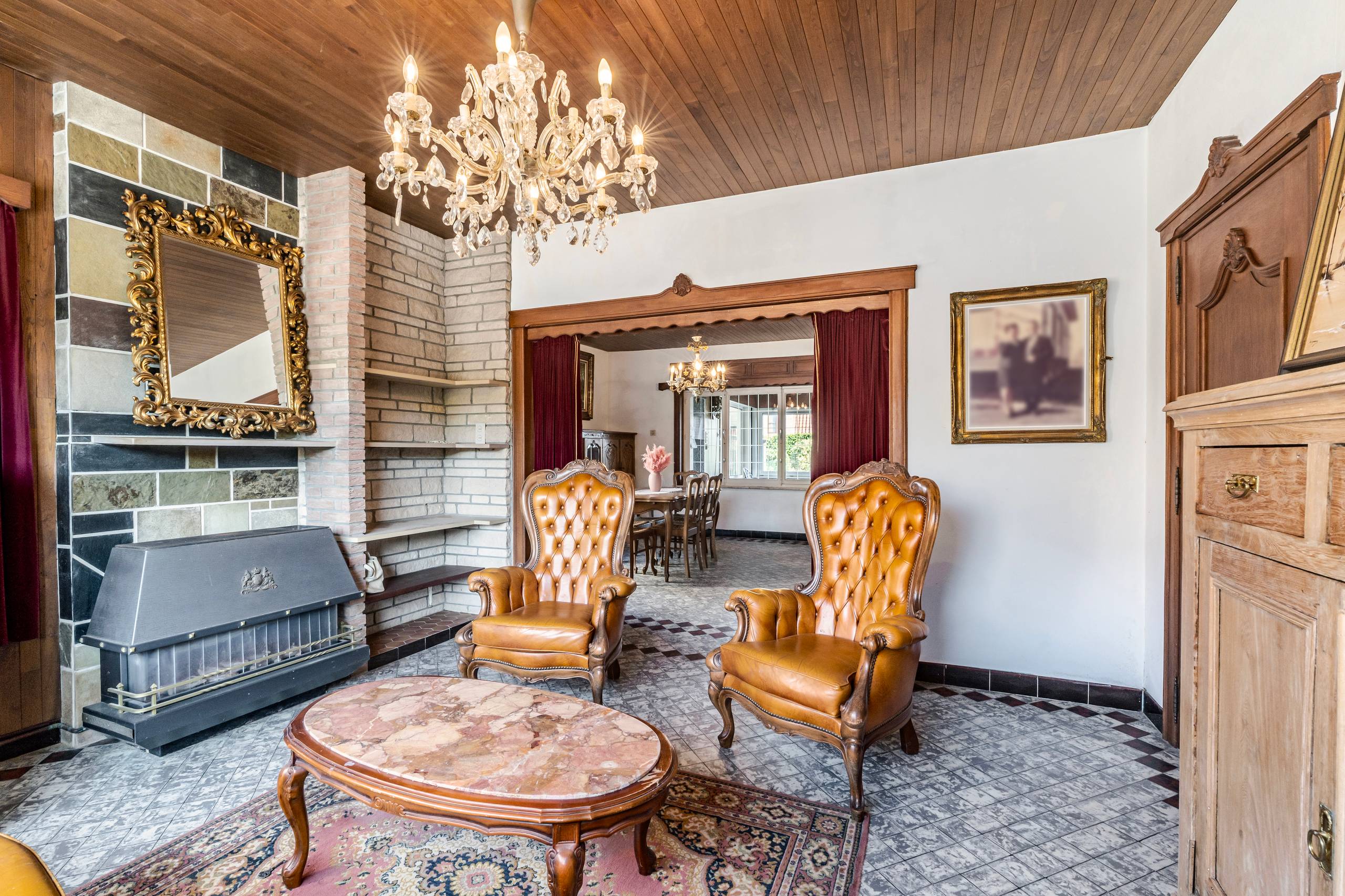 Ruime woning met 3 slaapkamers, garage en mooie tuin - foto 4