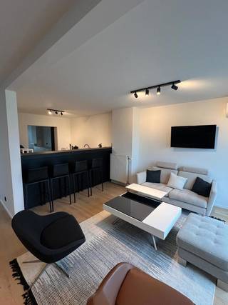 Op zoek naar een instapklaar kantoor op een uitstekende locatie?Dit ruime en lichtrijke kantoor bevindt zich in het centrum van Heist-op-den-Berg en...