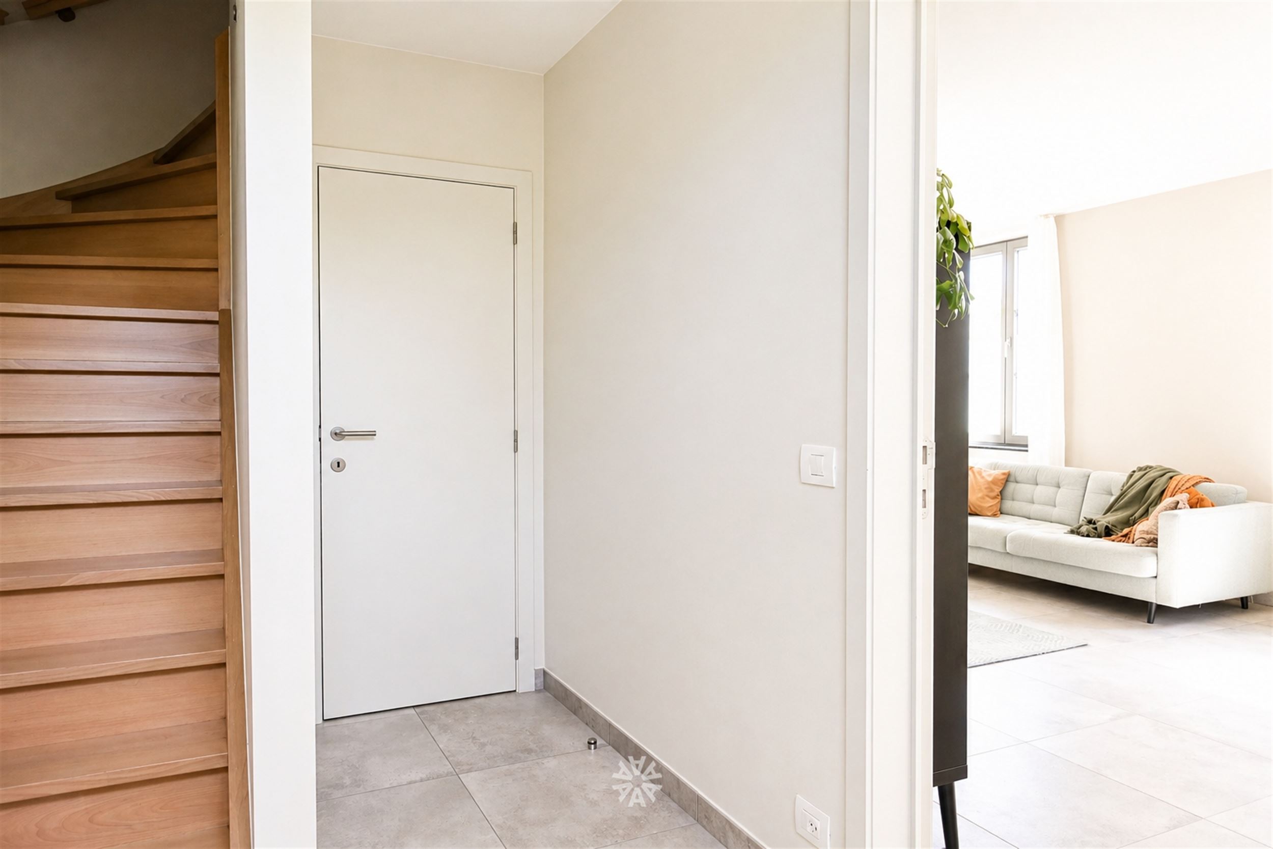 Knappe nieuwbouw woning met aangename tuin te huur in Nazareth-De Pinte - foto 4
