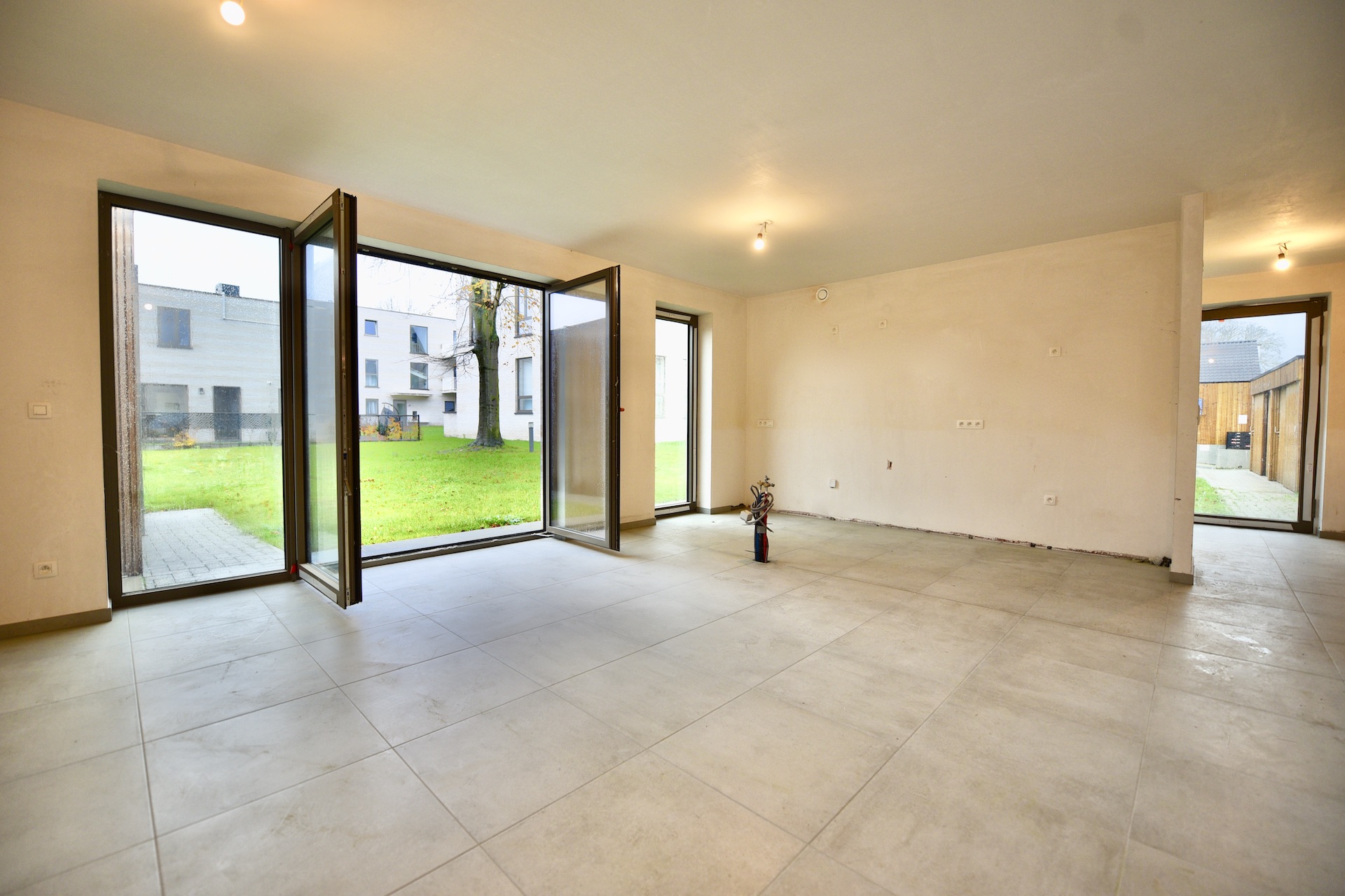 Nieuwe woning met 4 slaapkamers - 429.000 EUR - foto 5