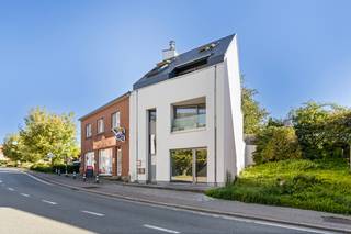 Commercial à vendre à Leeuw-Saint-Pierre
