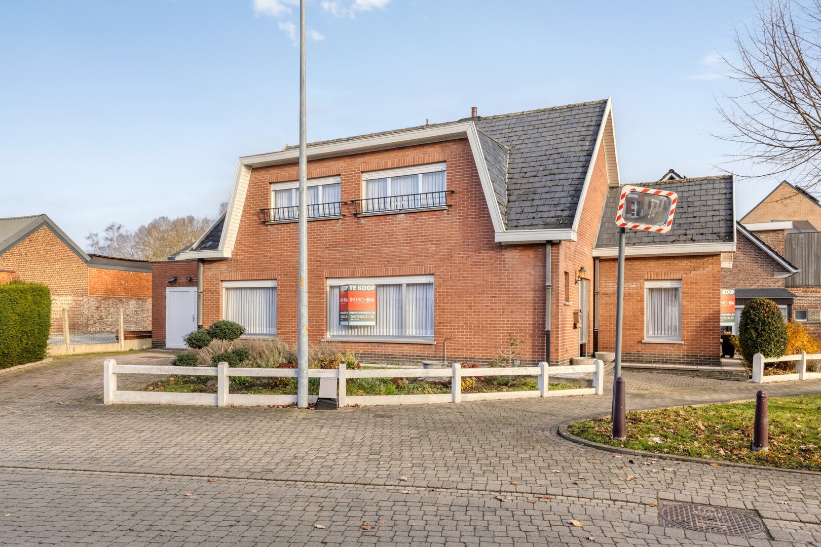 Te koop : Vrijstaande woning met veel ruimte, karakter en tal van mogelijkheden - foto 2