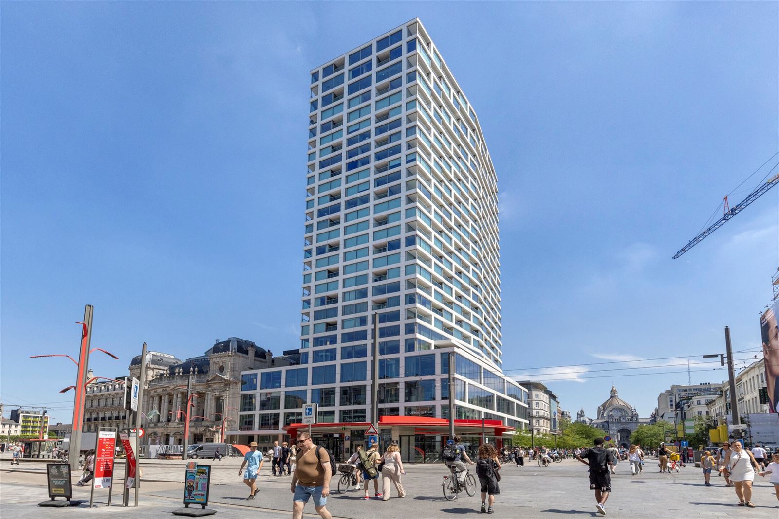 ANTWERP TOWER: SKY IS THE LIMIT 19de verdiep  - foto 1