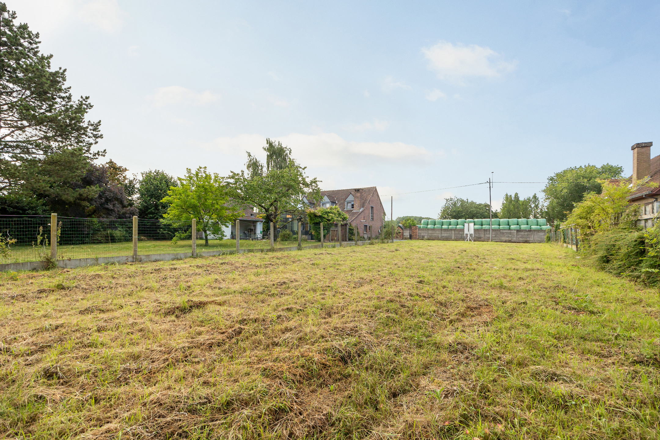 Bouwgrond van 620m² in rustige straat - foto 4
