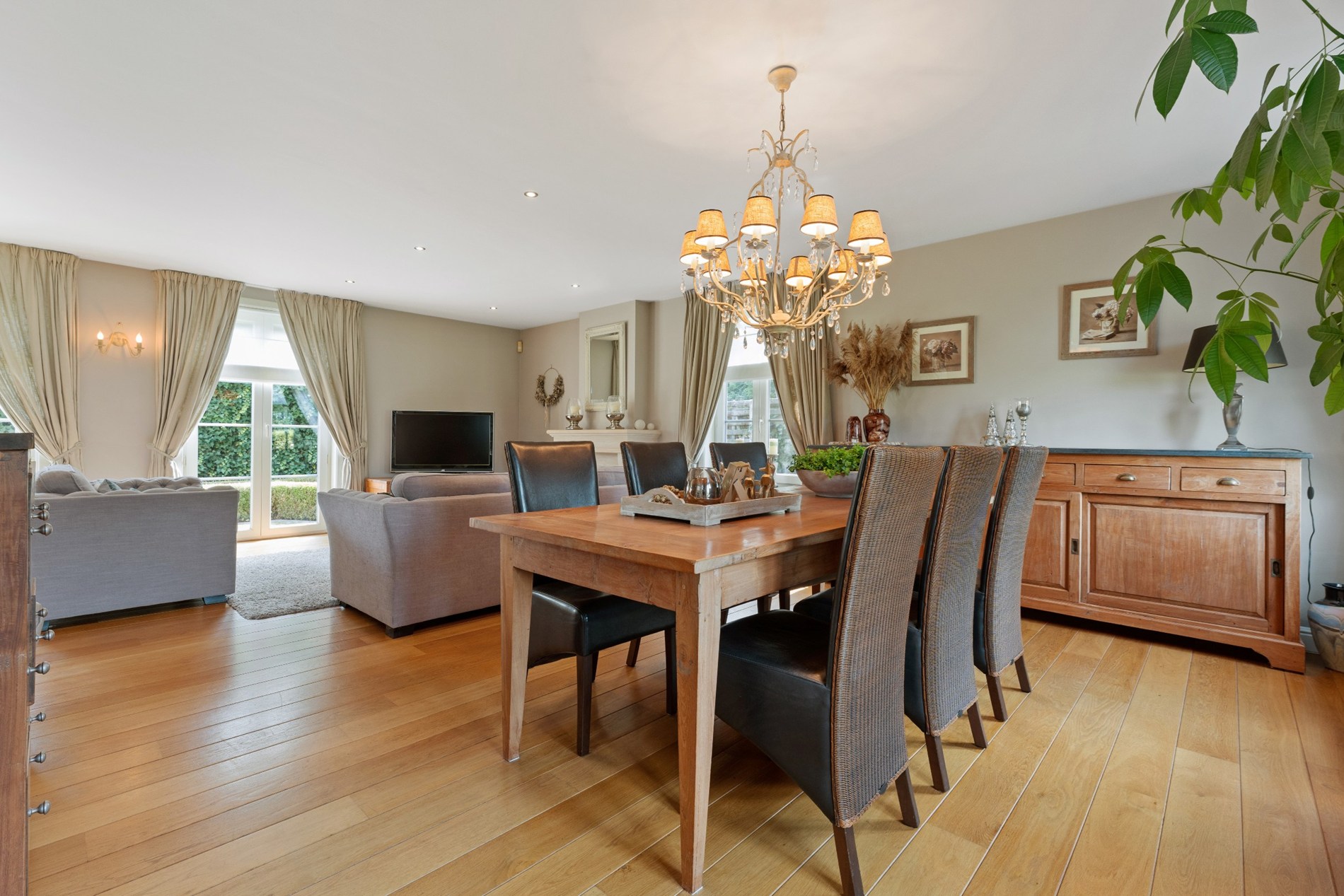 Heropgebouwde langgevelhoeve met bijgebouw op perceel van 1.369m² te Herentals! - foto 5