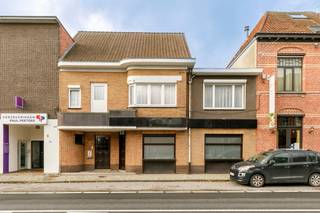 Centra(a)l gelegen café in centrum Oostmalle!Droomt u ervan om uw eigen café te starten en uit te baten? Dan is dit uw kans want Café Central zoekt...