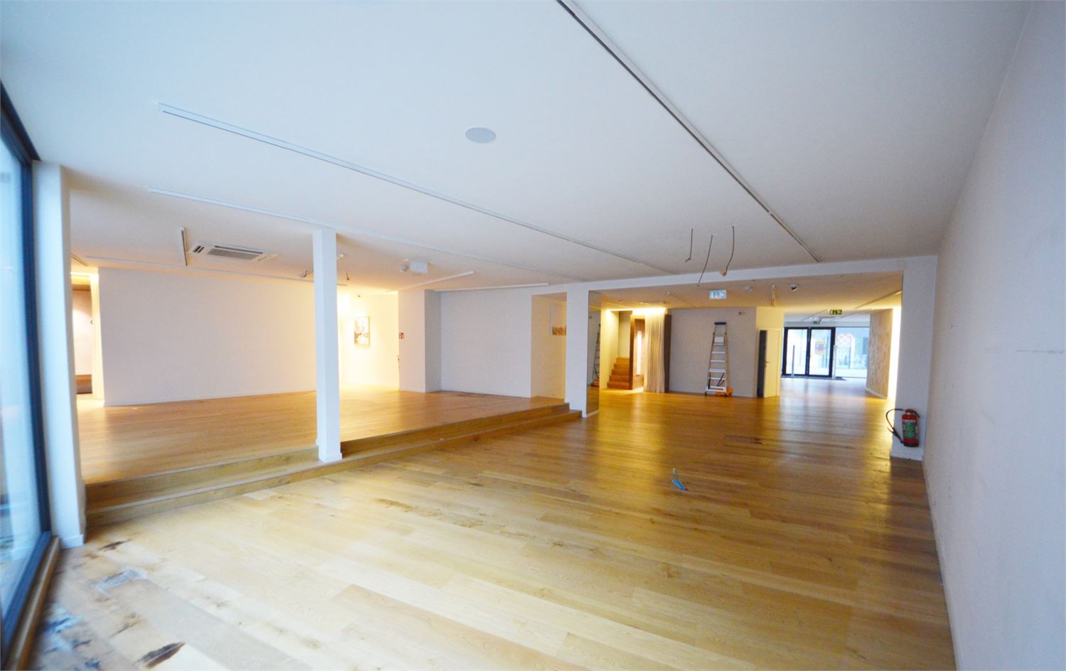 UITZONDERLIJK HANDELSPAND TOPLOCATIE NABIJ GROTE MARKT - foto 4