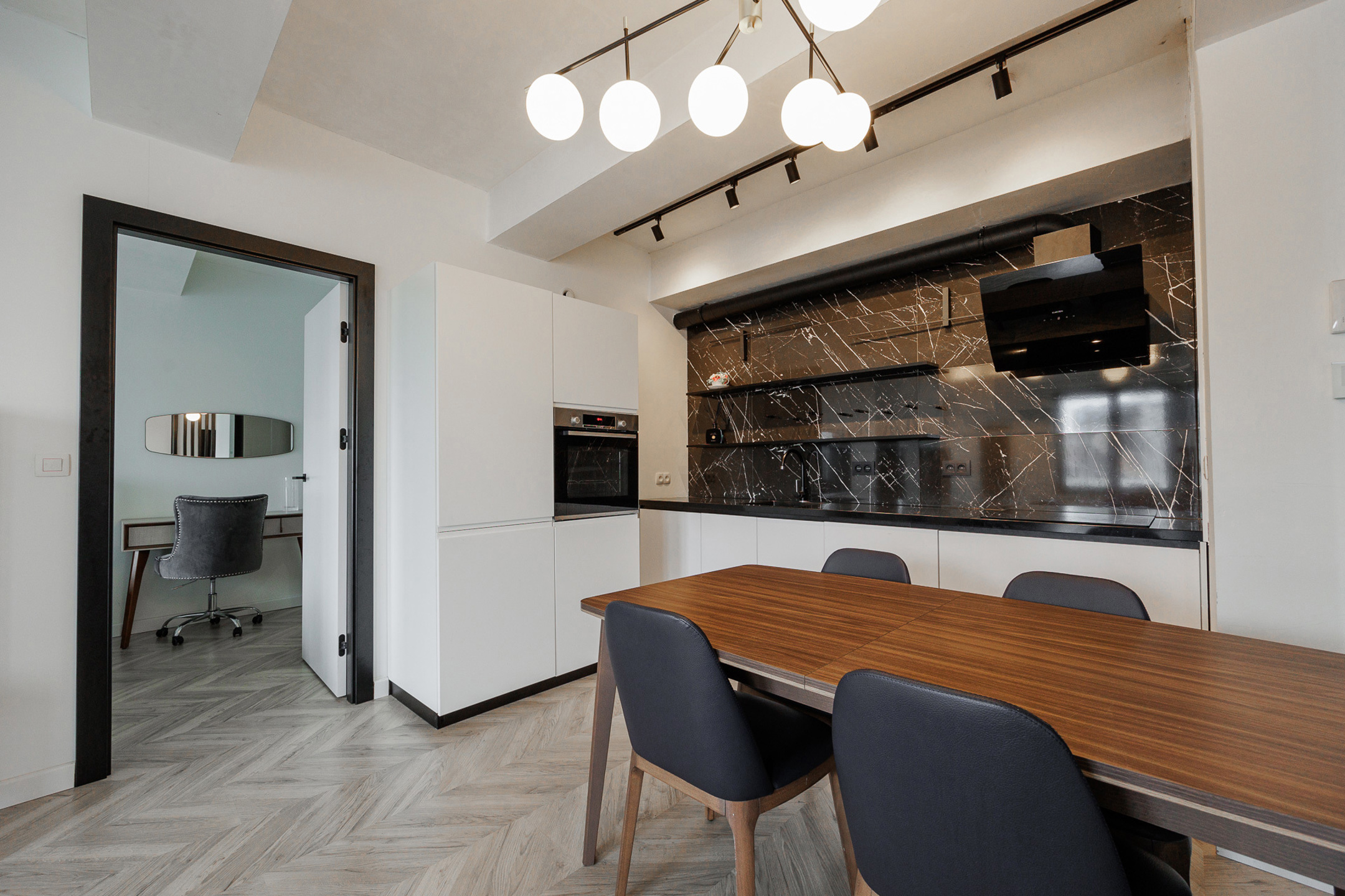 Recent tweeslaapkamer appartement te koop - foto 4